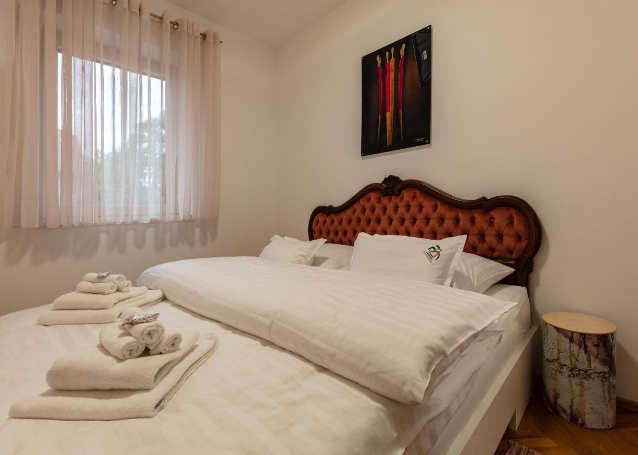 Pannonia Appartements 滨湖新锡德尔 外观 照片