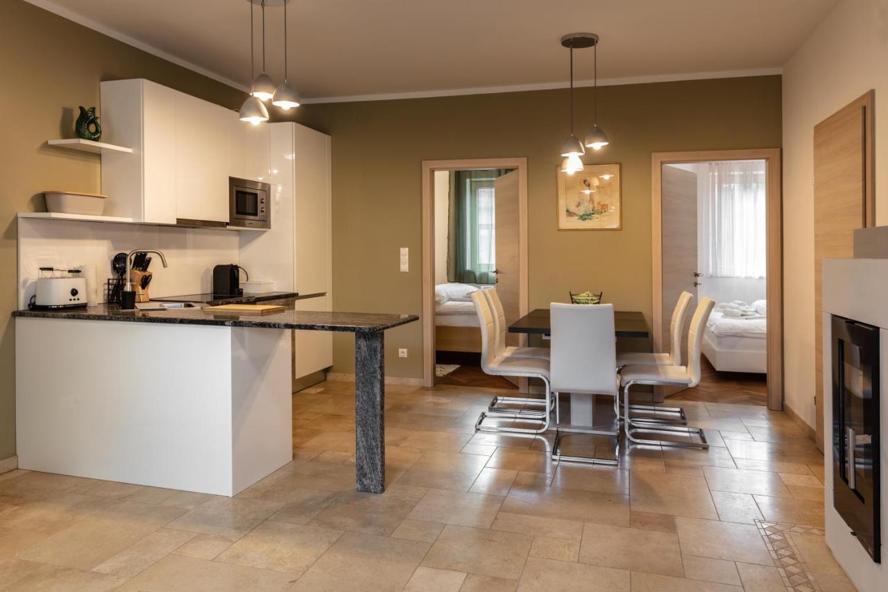 Pannonia Appartements 滨湖新锡德尔 外观 照片